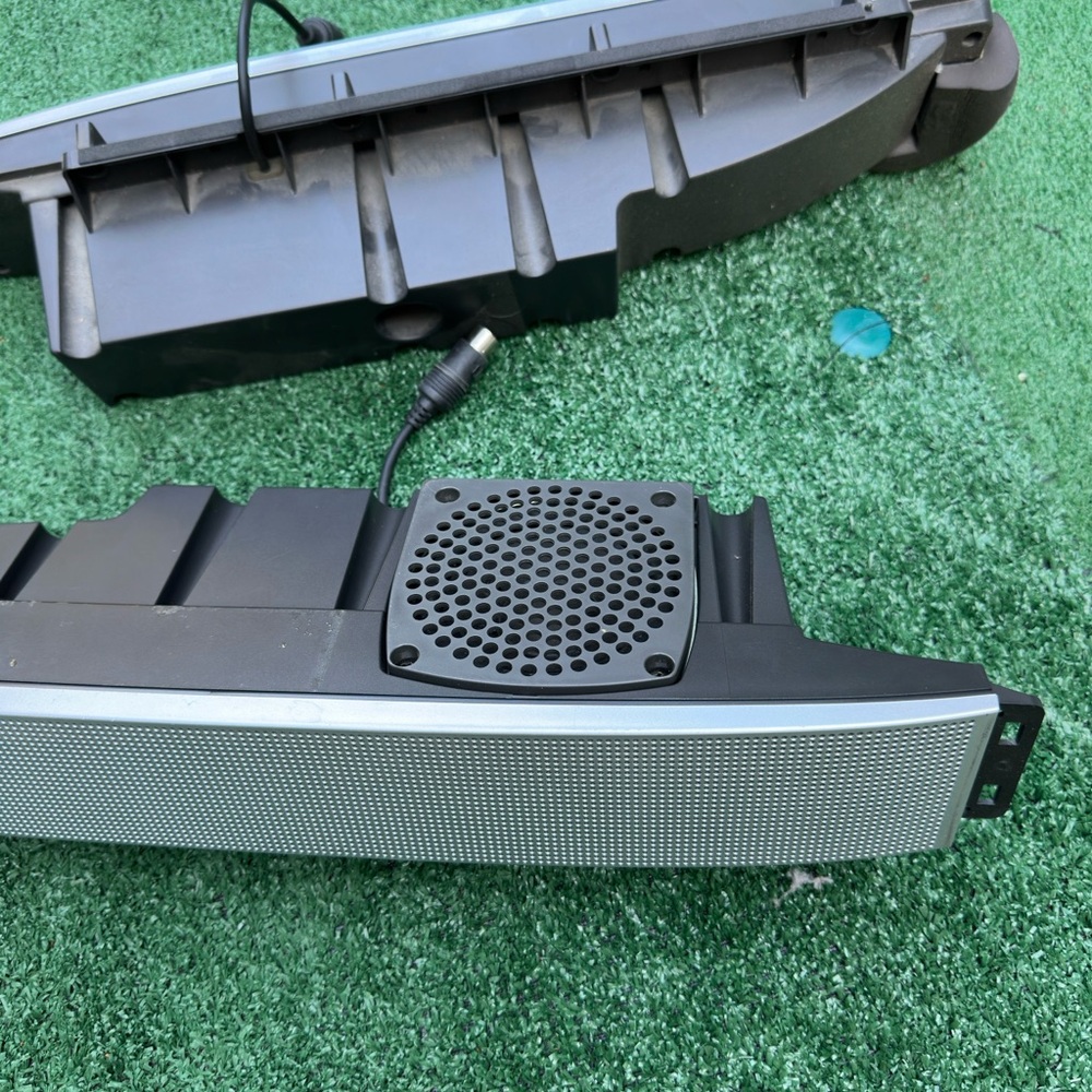 VIZIO GV47L F10A / Left/Right Audiobar/ Subwoofer. 2pcs.